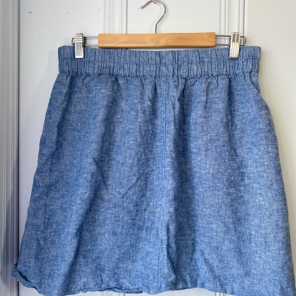 LOFT: Blue Chambray Skirt with pockets Sz. S - Picture 2 of 4